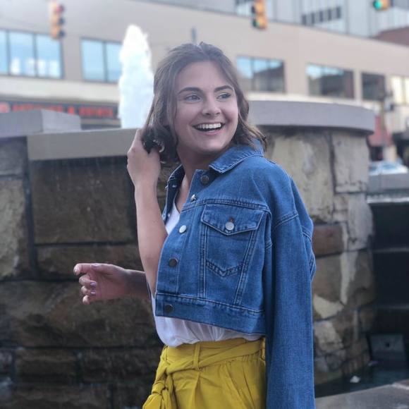 Meet your Posher, Karsen - Picture 1 of 1